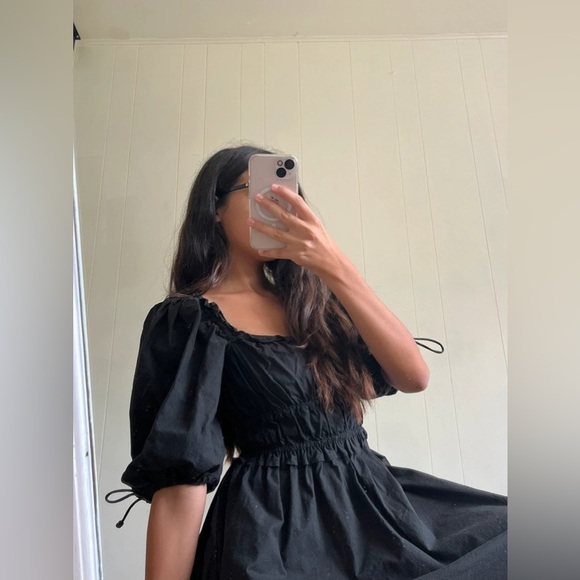 House of Harlow Puff Sleeve Dress - Picture 2 of 7